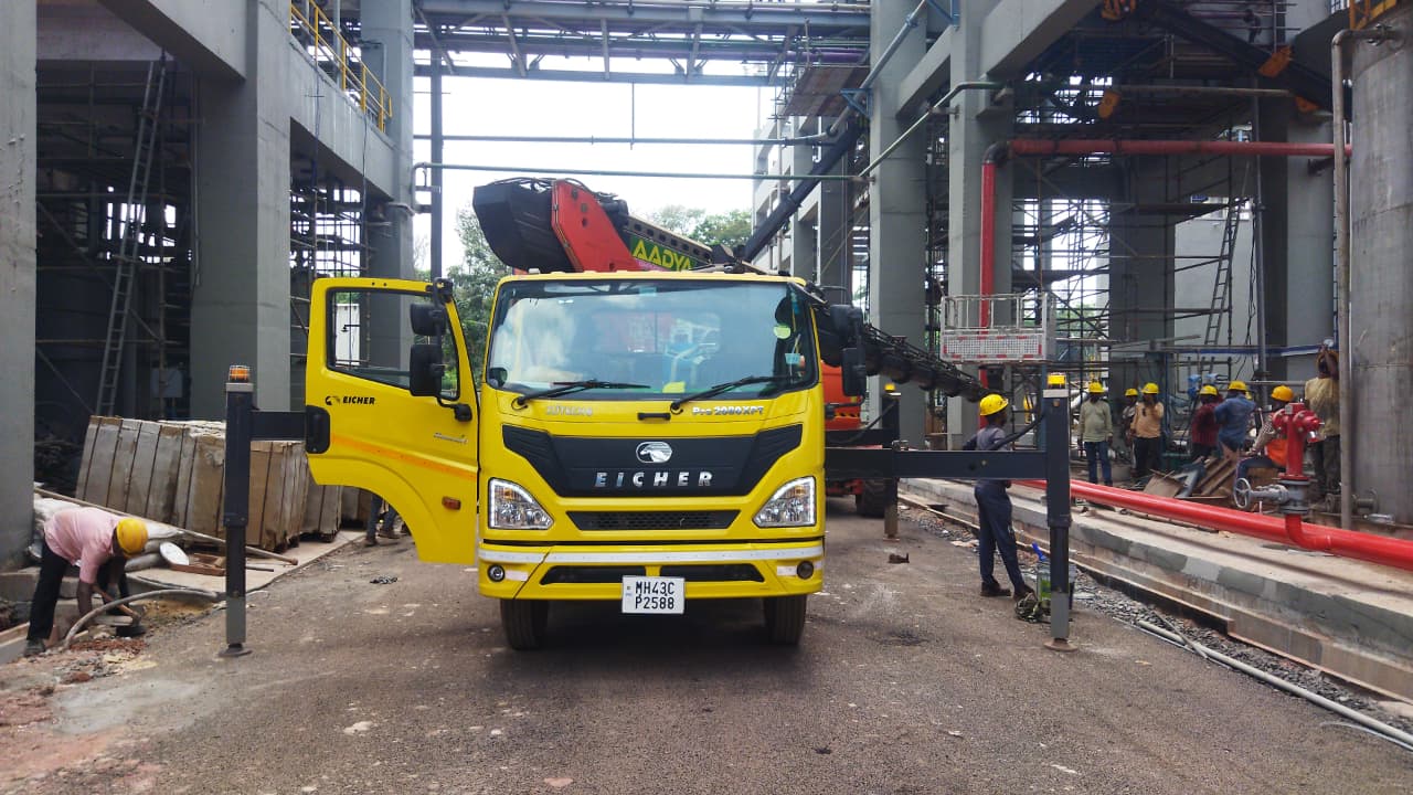 BOOMLIFT